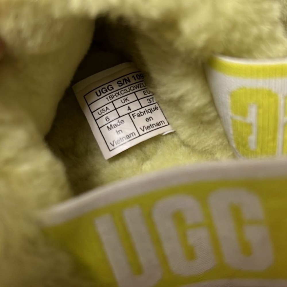 UGG Women's Fluff Yeah Slides Slippers - Picture 3 of 6